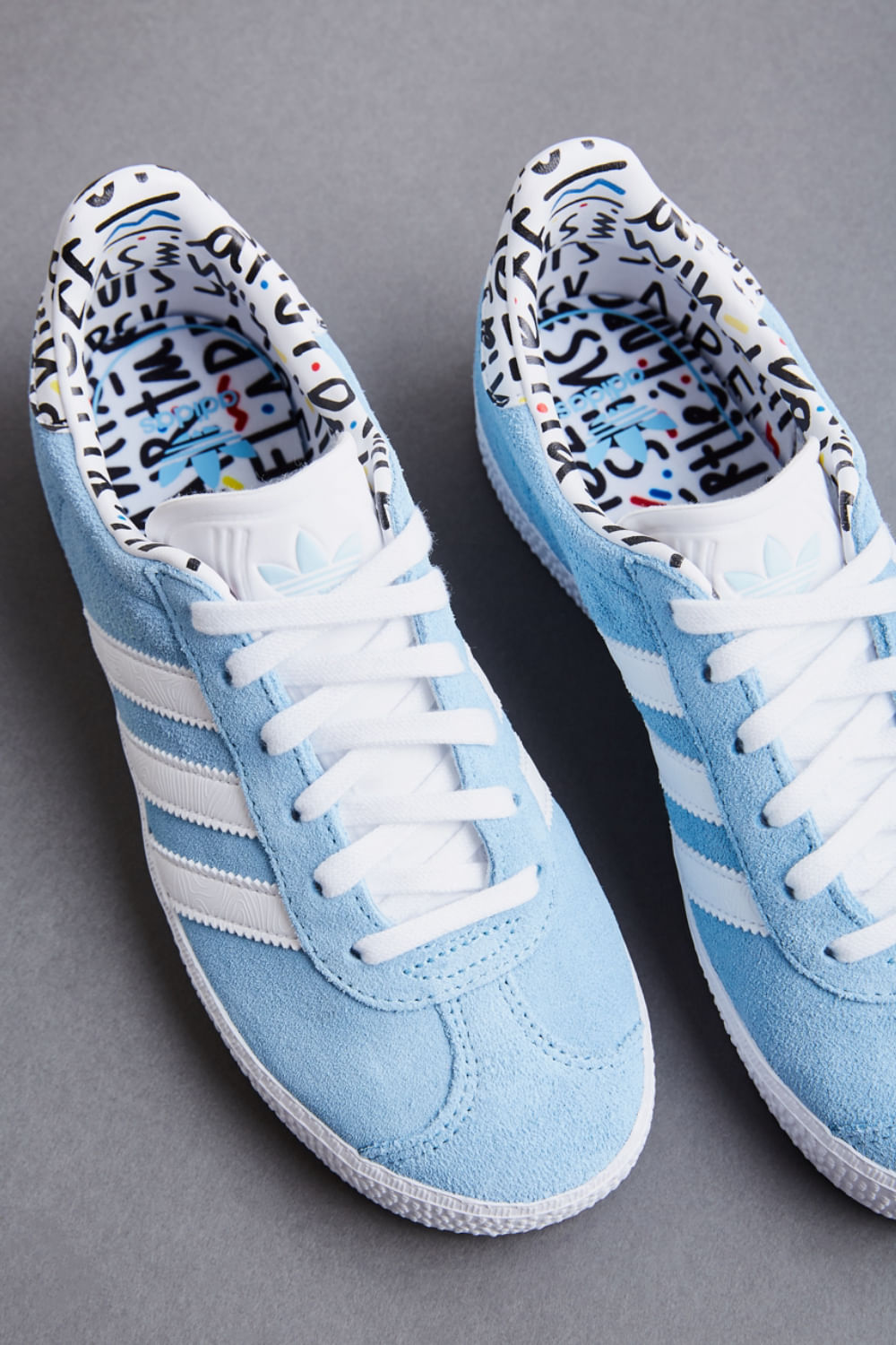 Tenis adidas gazelle store infantil